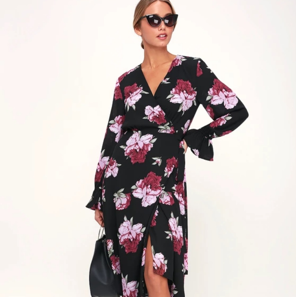 BLACK FLORAL PRINT MIDI WRAP DRESS